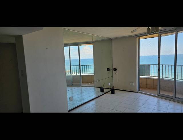 2 BEDROOM APARTMENT FOR SALE IN NORTH BEACH